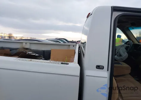 2000 Chevrolet Silverado 2500 Ls from USA, damaged, VIN 1GCGC24U5YE340385